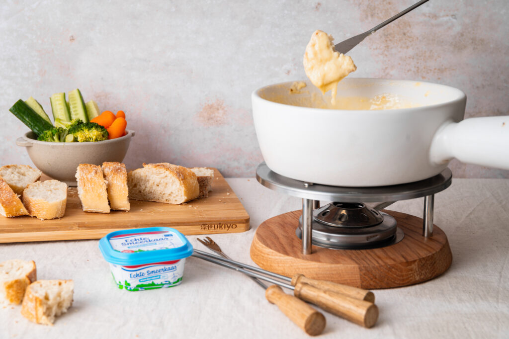 Cheese fondue with Echte cheese spread